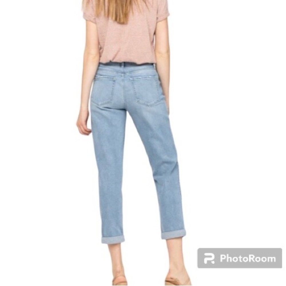 Vervet by Flying Monkey Women’s Distressed Double Cuff Mom Jeans Size 30